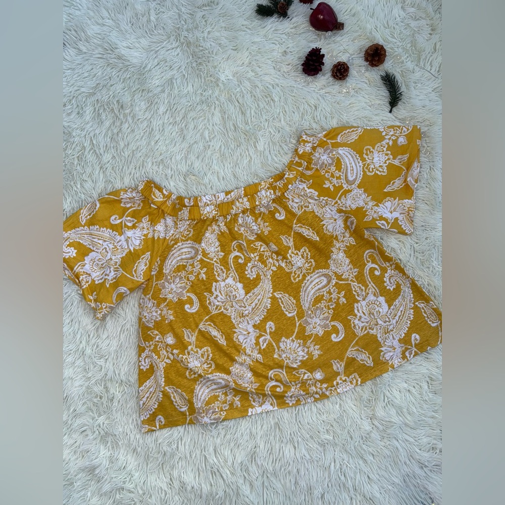 Chico’s blouse, size XL, mustard color with white paisley print.
